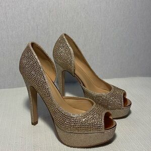 Speed Limit 98 high heels shoes, size 6.5